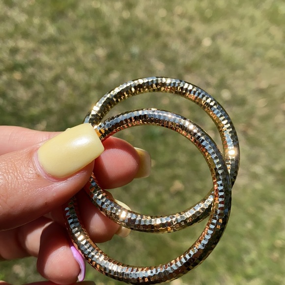 NEW 18k gold plated Hoop Earrings - Picture 4 of 5